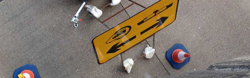 A sign indicating the two queues, one for the Channel Tunnel and one for ferries