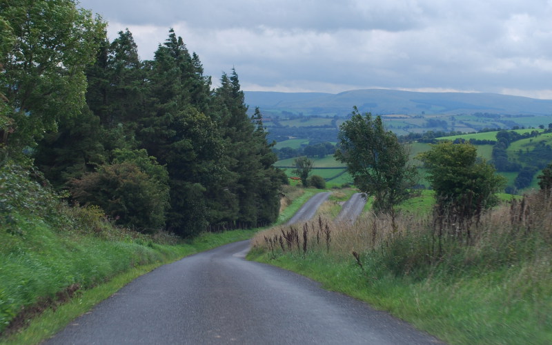 Occasionally the other half of the dual carriageway is visible ahead, like here.