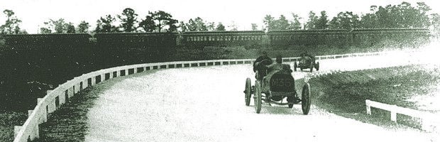The inaugural race on the Long Island Parkway, 1908. Click to enlarge