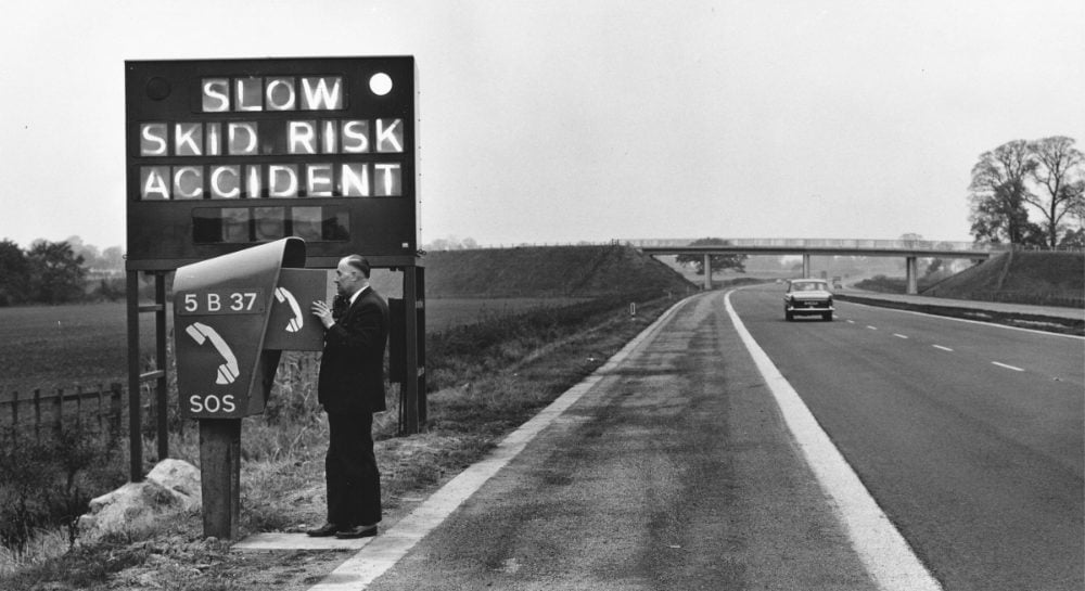 Lights and flashing beacons activated, the message is clearest when seen from the road. Click to enlarge