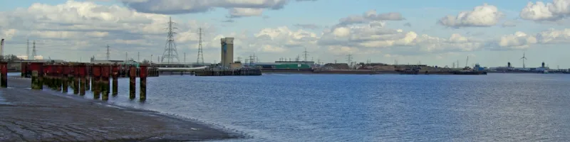The huge expanse of the Thames at Gallions Reach - a major obstacle in anyone's book. Click to enlarge
