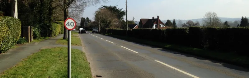 A 40mph repeater by the roadside. There are no streetlights here, so without it this would appear to be a 60 limit. Click to enlarge