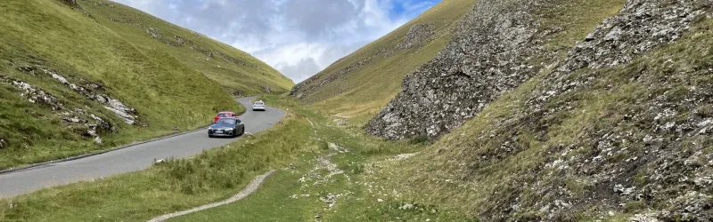 Looking towards the top of the pass. Click to enlarge
