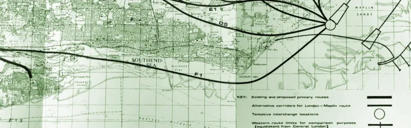 Route F1 carries the M13 on a tidal barrage around the south of Southend. Click to enlarge