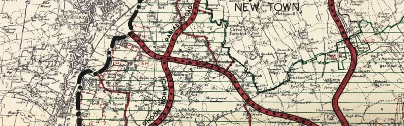 The 1957 Essex County Development Plan marks the "London-Norwich Radial" in the Lea Valley, which would evolve into the M11. The thick red line to the right is the existing A11. Click to enlarge