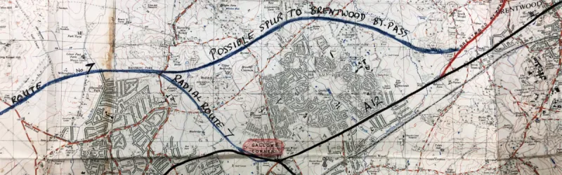 An early draft of the M12 route from 1964 marks the route to Gallows Corner as the mainline, and the extension to Brentwood as the spur. Click to enlarge