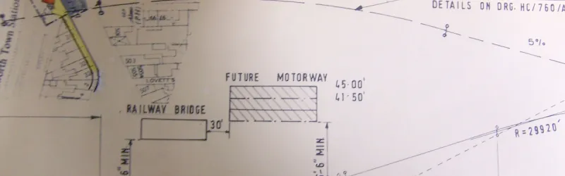 Part of an elevation plan for the Wandsworth Bridge Southern Approach, with the existing road level below and the proposed flyover dashed at the top, showing the "future motorway". Click to enlarge
