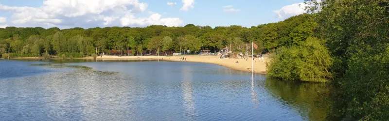 Ruislip Lido, a popular leisure destination, would be bridged by Ringway 3 in more than one plan. Click to enlarge
