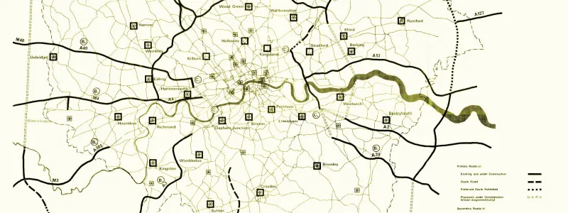 The published GLDP Roads Map from 1976. It contains the full M25 but virtually none of the GLC's 1960s motorway plans. Click to enlarge
