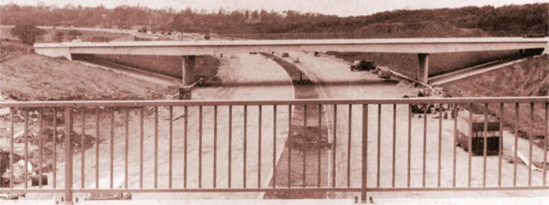 The bridges at Scratchwood Interchange nearing completion in 1966, in the expectation they would later form a junction with the A1. Click to enlarge