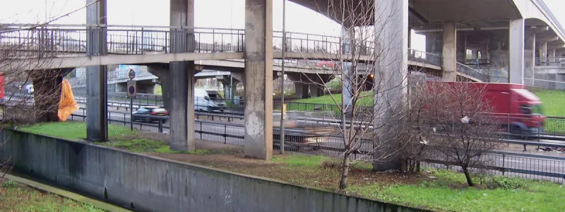 The A406 passes below the A41 at Brent Cross. The junction pre-dates the Ringways but would almost certainly have been retained. Click to enlarge