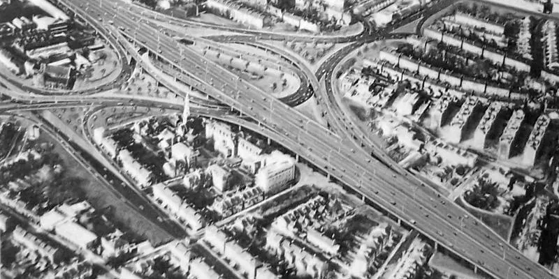 Artist's impression of free-flow interchange at Dalston, one of three possible layouts. Click to enlarge
