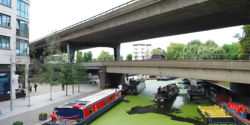 Impossible to ignore, Westway's double deck section crosses the Paddington Basin. Click to enlarge