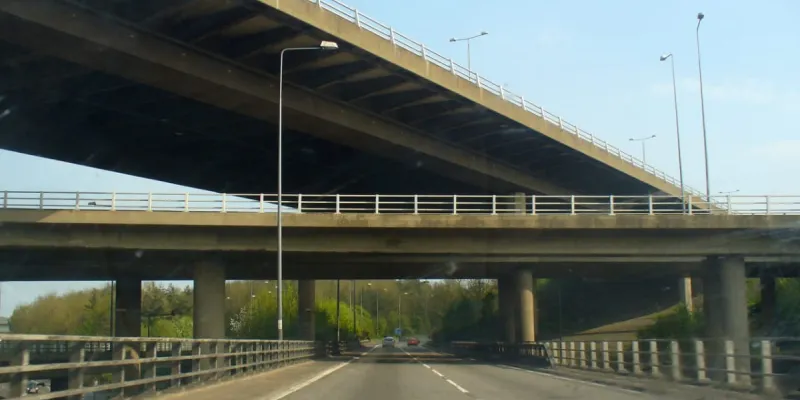 Stacked flyovers at Merstham Interchange, an indication of the grand ambitions for the M23. Click to enlarge