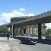 Another view of the same flyover, spoiling the south façade of the Liverpool Museum. The ground-level street to the right joins up with the descending flyover and continues through Liverpool to the former docks.